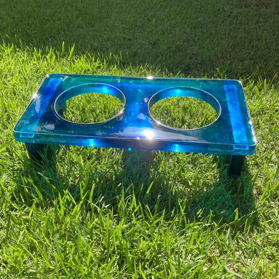 Blue resin pet bowl holder