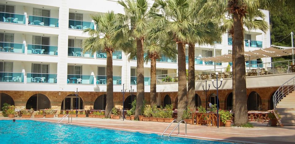 Tropical vacation beach resort free trip