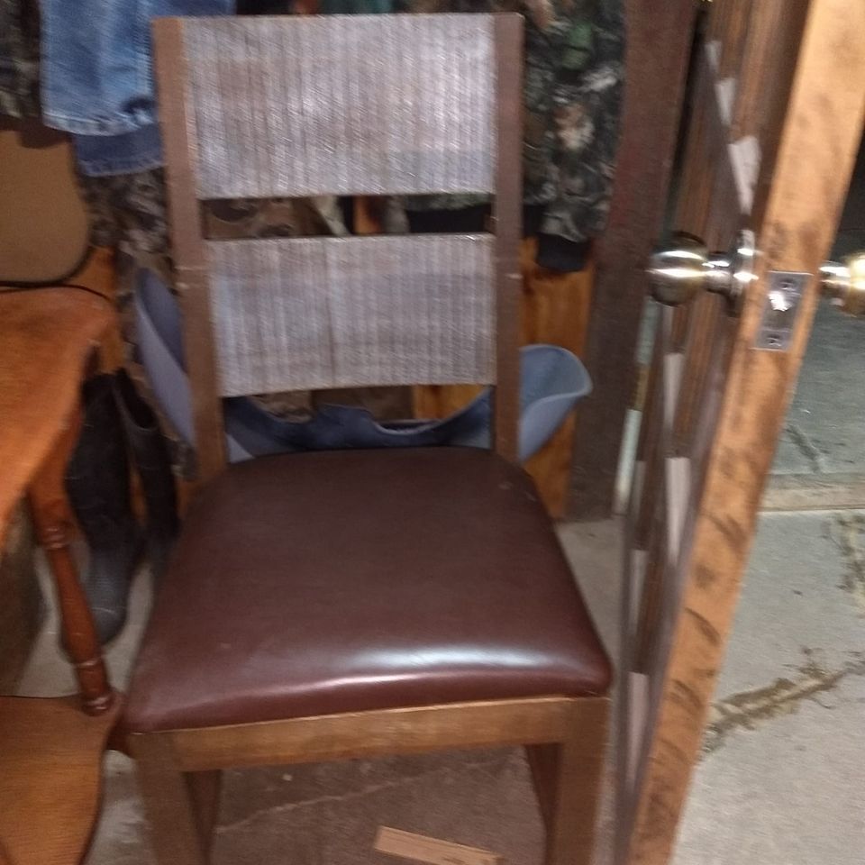 Repair chair peterson