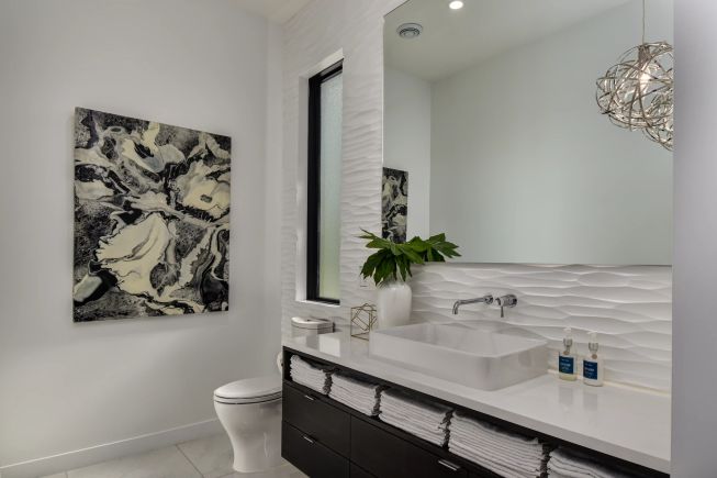 Whitehaven powder room