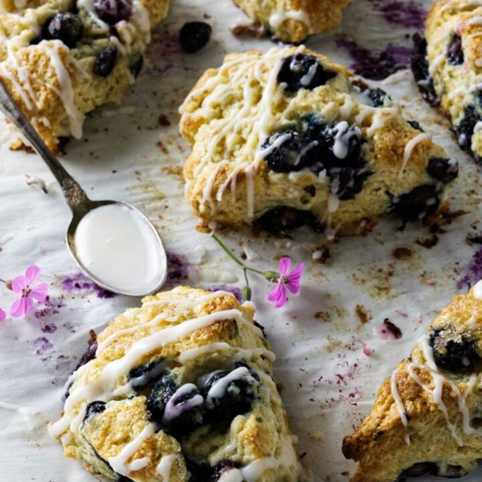 Sourdough blueberry scones 4516 721x1080 3812849556