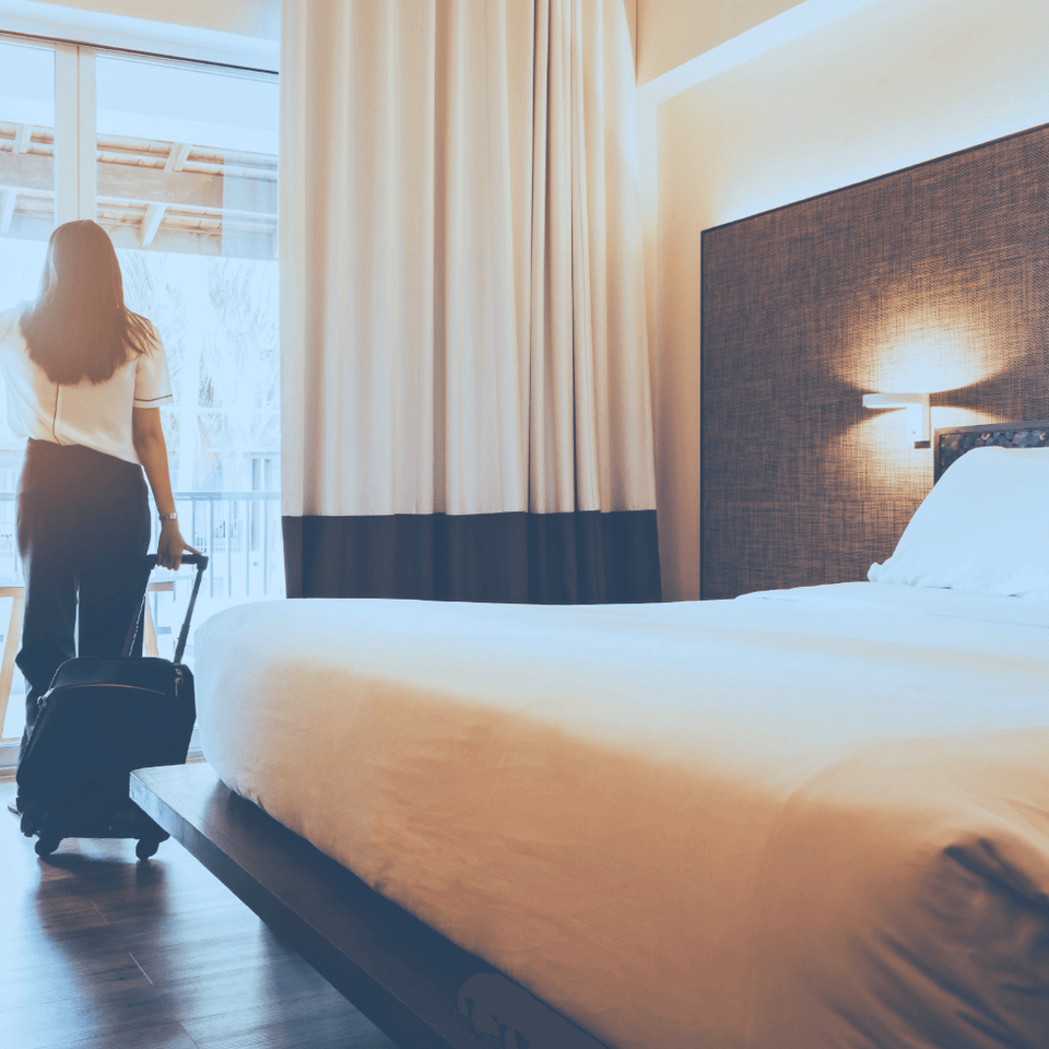 Does renters insurance cover hotel stays