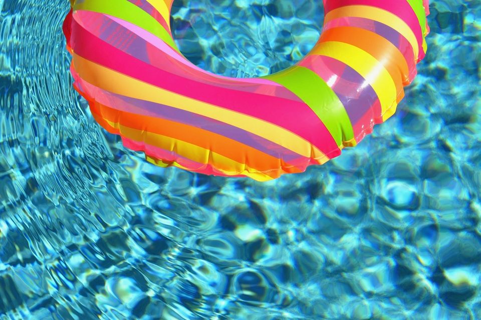 Swim ring e131b70d2d 1920
