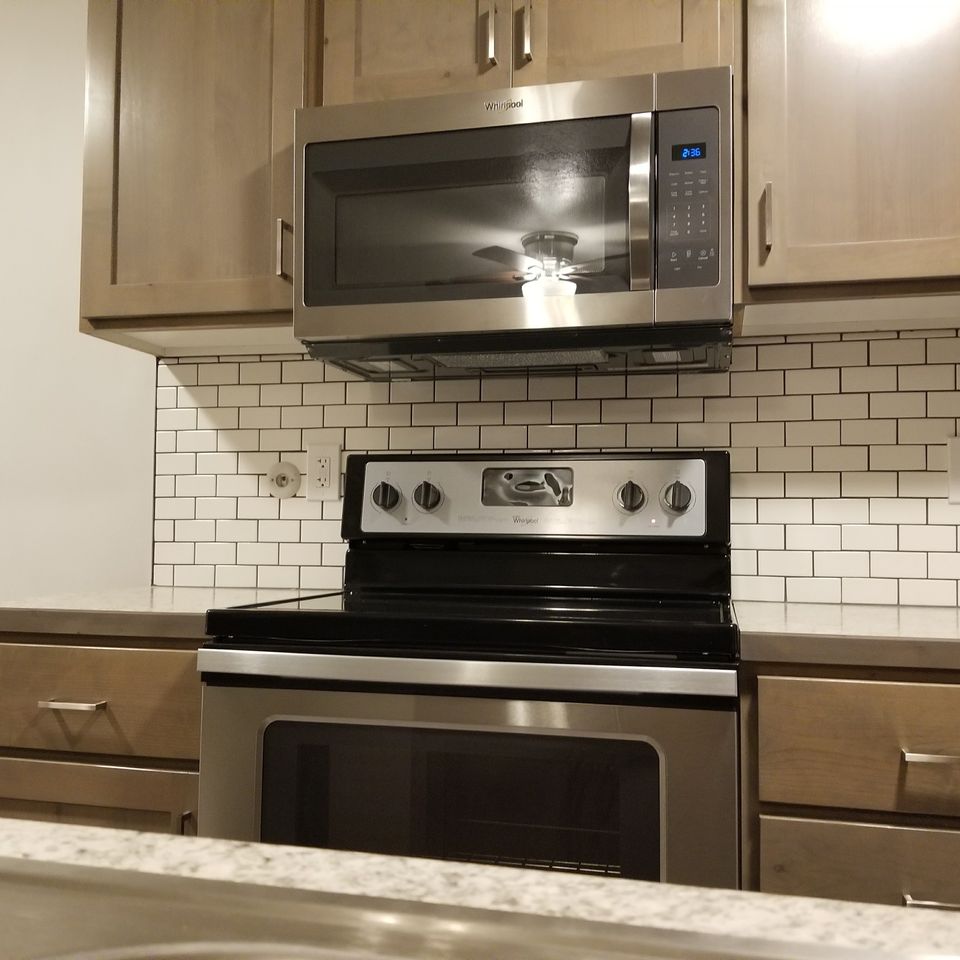 New Kitchen Microwave and Oven | Keeley Builders