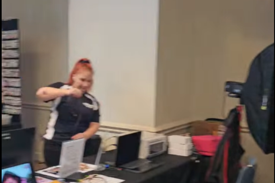 Variant live streaming tour  1 image  4