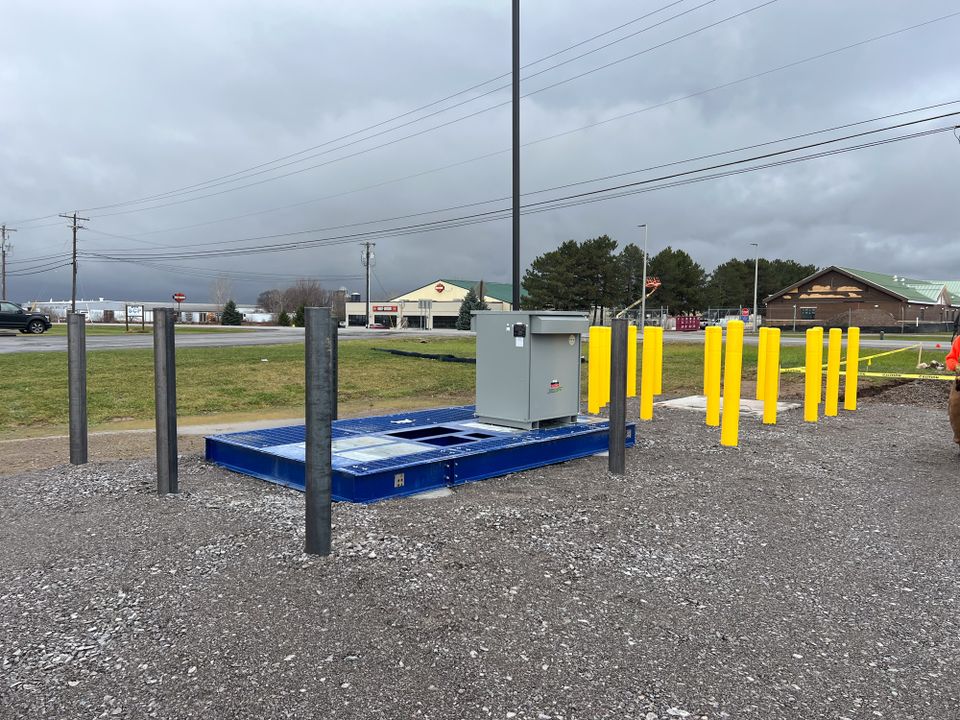Spade utility pad installation 20