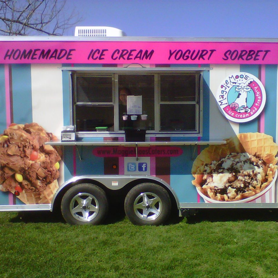 Ice cream trailer blue pink