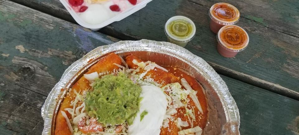 Taqueria franco enchiladas rojas flan