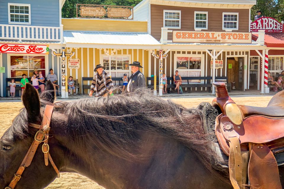 Rv frontier town 2020 social photoshoot 14 (2)
