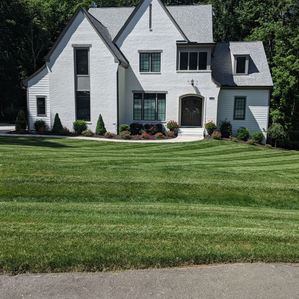 lawn service in raleigh, lawn treatment, mulch, brick pavers
