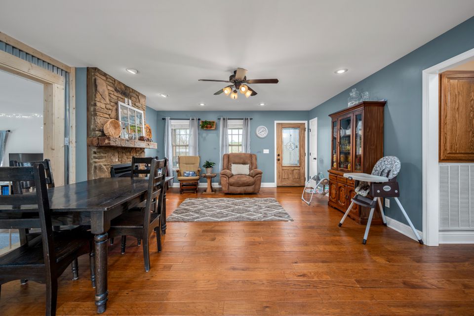3328 diana rd interiors 3