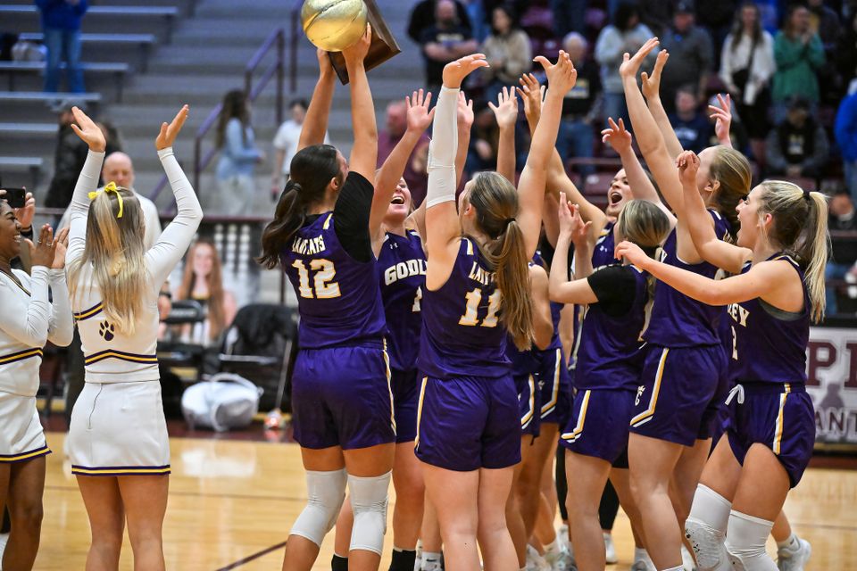 Lady cats win