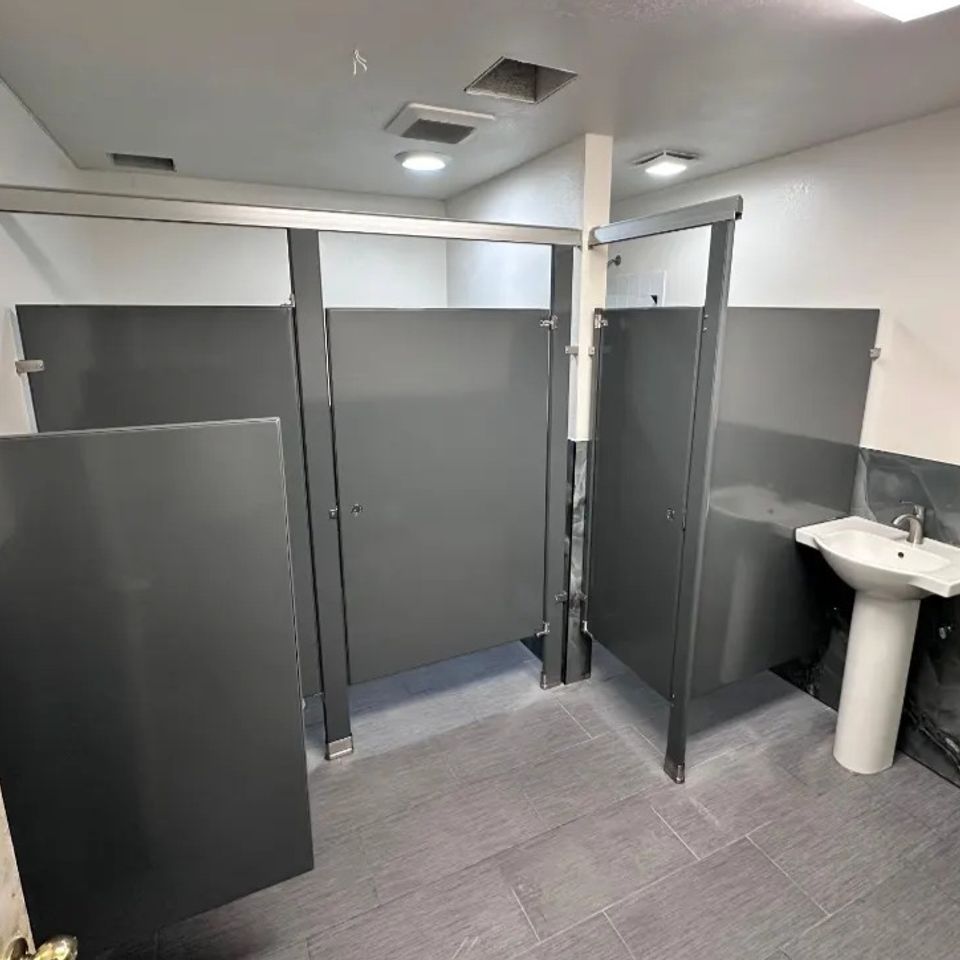 Newly installed partitions done by Pabst Leyton