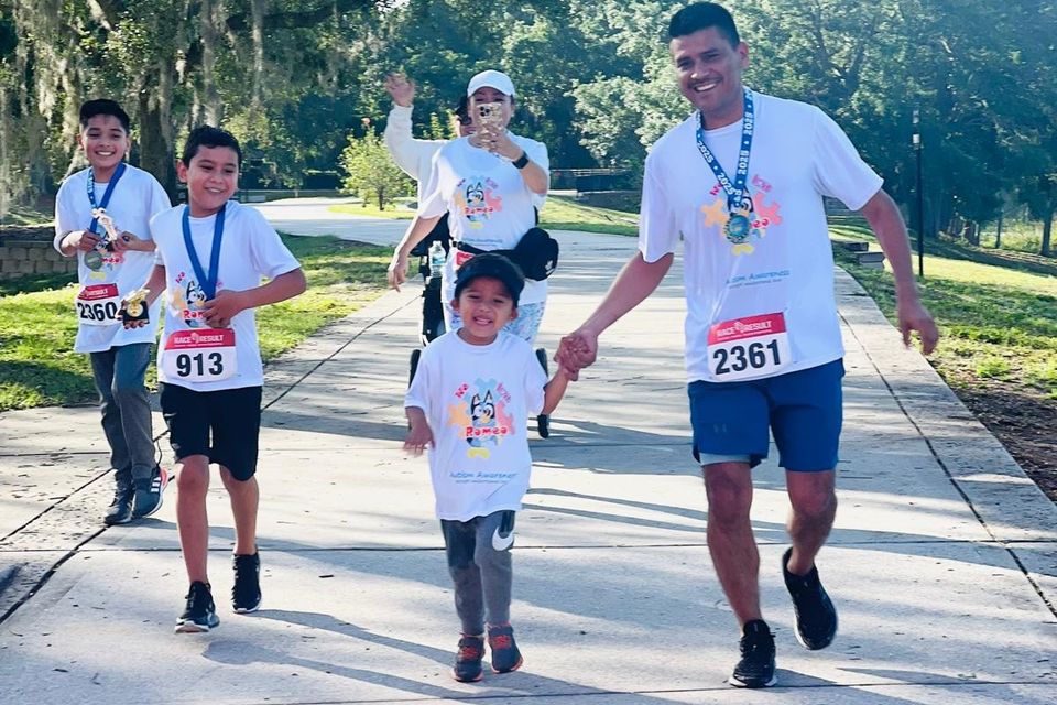 Family and support autism run