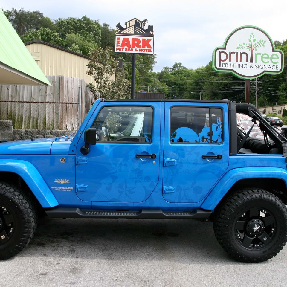 Skulls jeep
