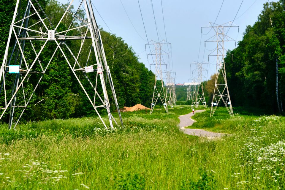 Long line transmission towers electrical energy depositphotos 430329680 l