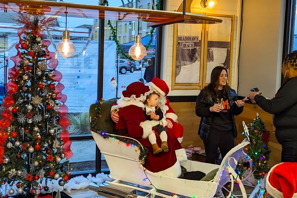 2023 kelley square tree lighting day 4
