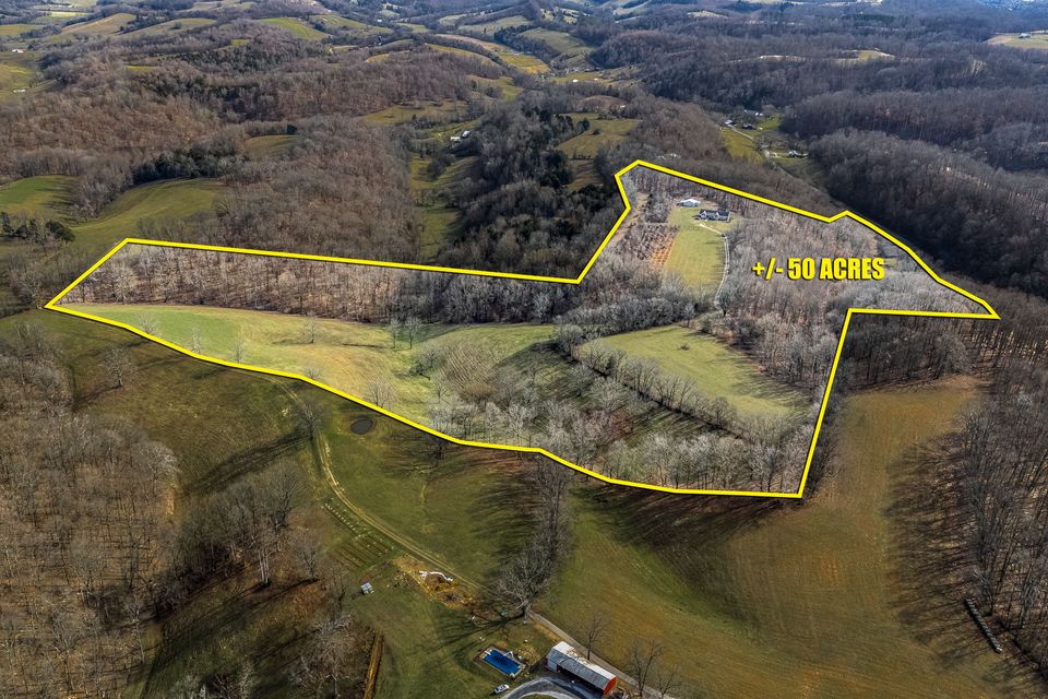 40 web or mls 390 paradise ln drone   clear lens real estate photography 12