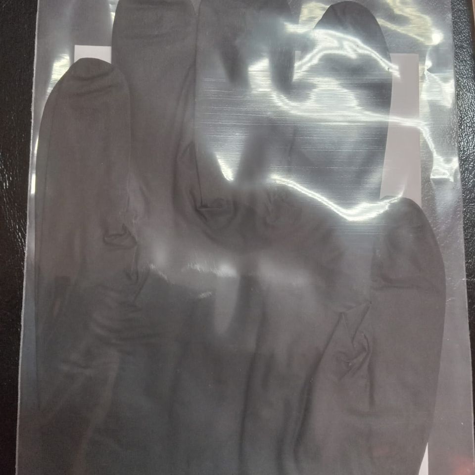 Nitrile powder free disposable gloves p2