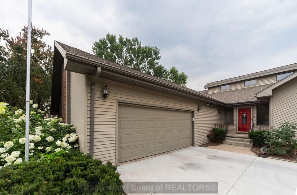 3127 woodridge blvd grand island ne 68801 e 8