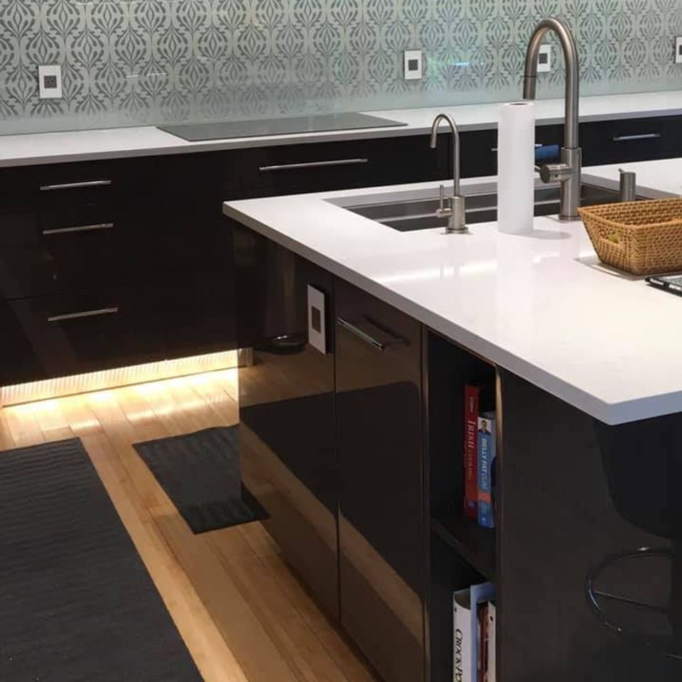3d solutions general contractors   tulsa oklahoma   kitchen remodel black and white palette countertops lighted cabinets glass shelves 1