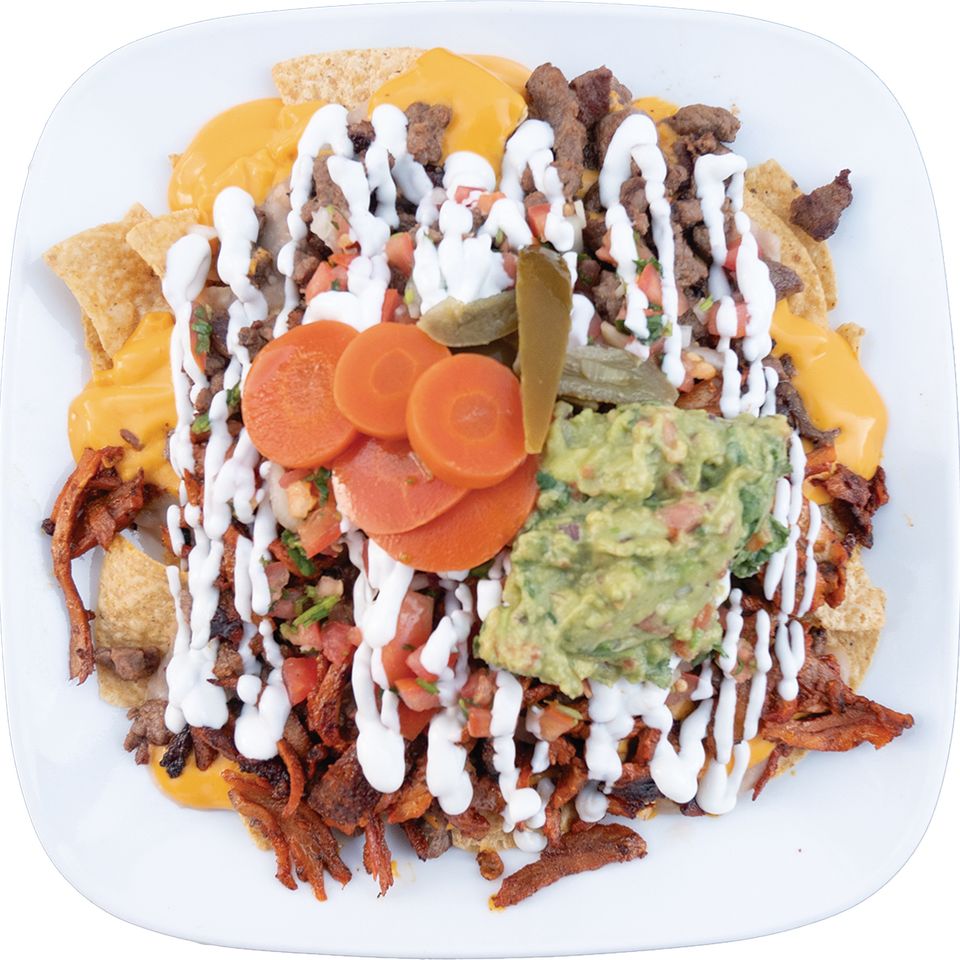 Super nachos   regular nachos 