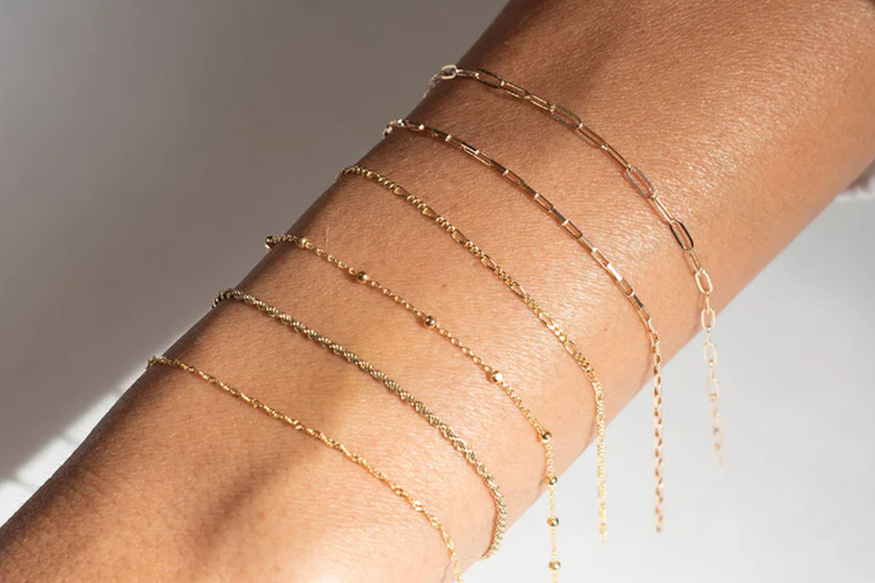 Chains for permanent jewelry on wrist