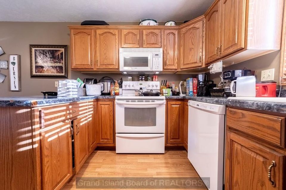 3324 n homestead dr grand island a 7