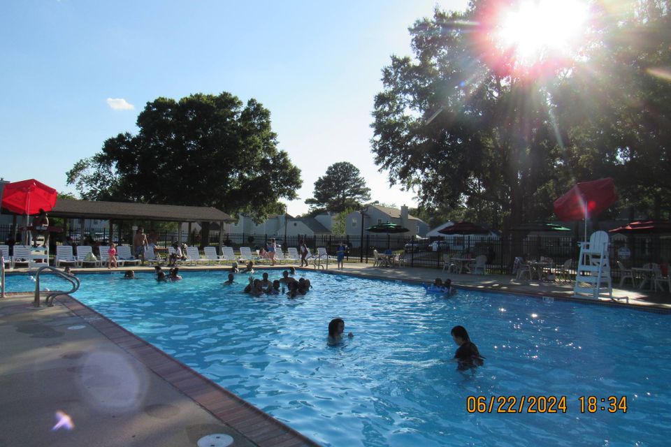 Junepool party
