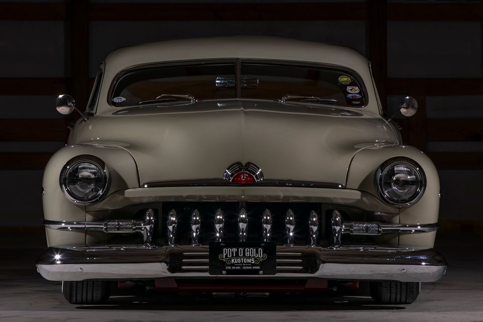 Pot o gold 1951 merc10