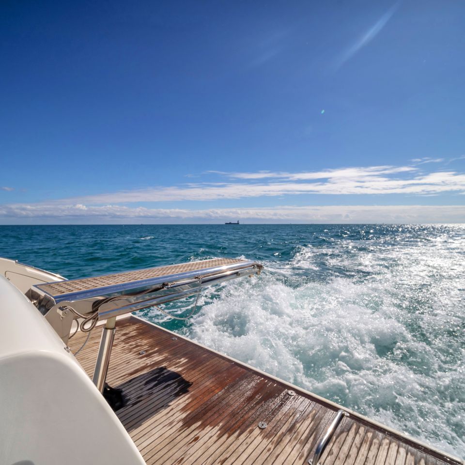 60 azimut flybridge 21