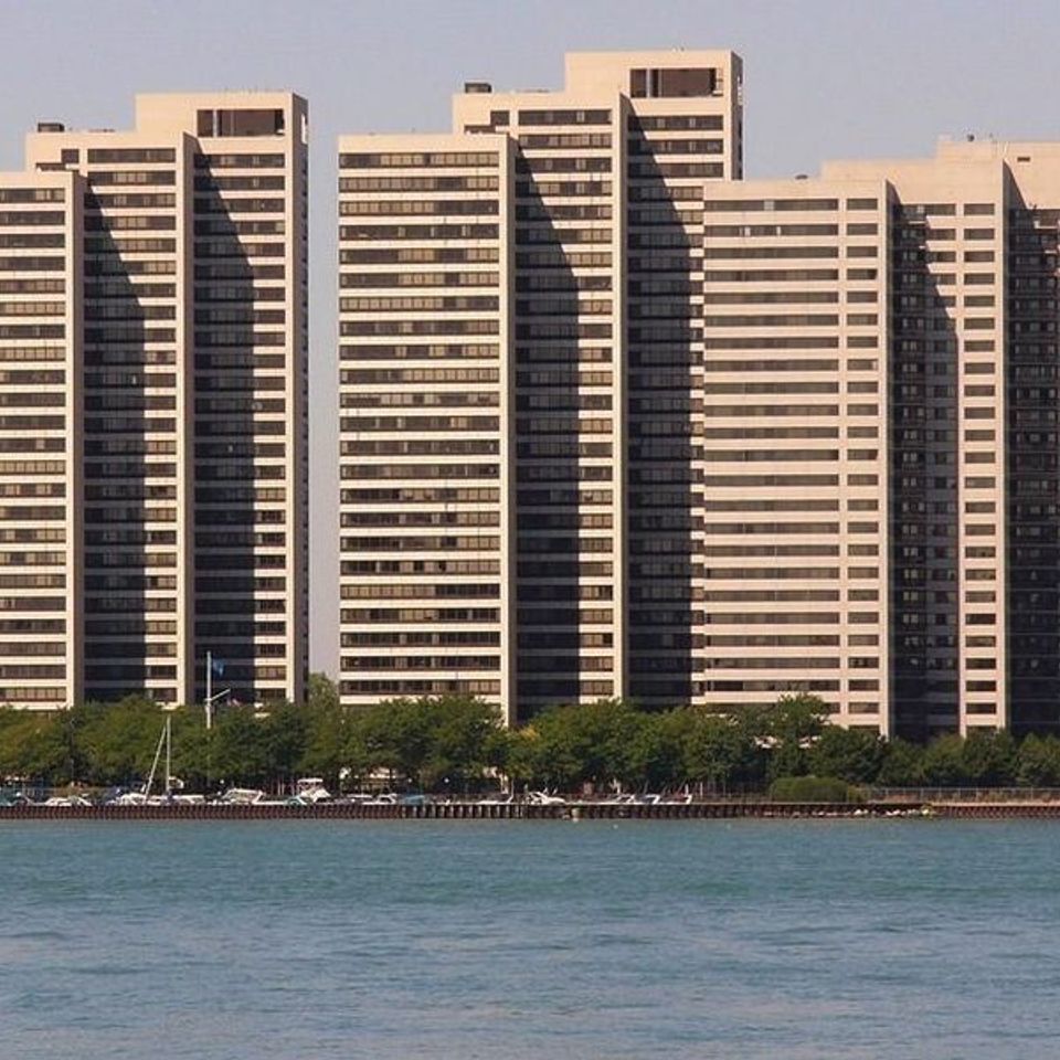 Riverfront towers replace curretn photo20170407 18699 7a7bjn