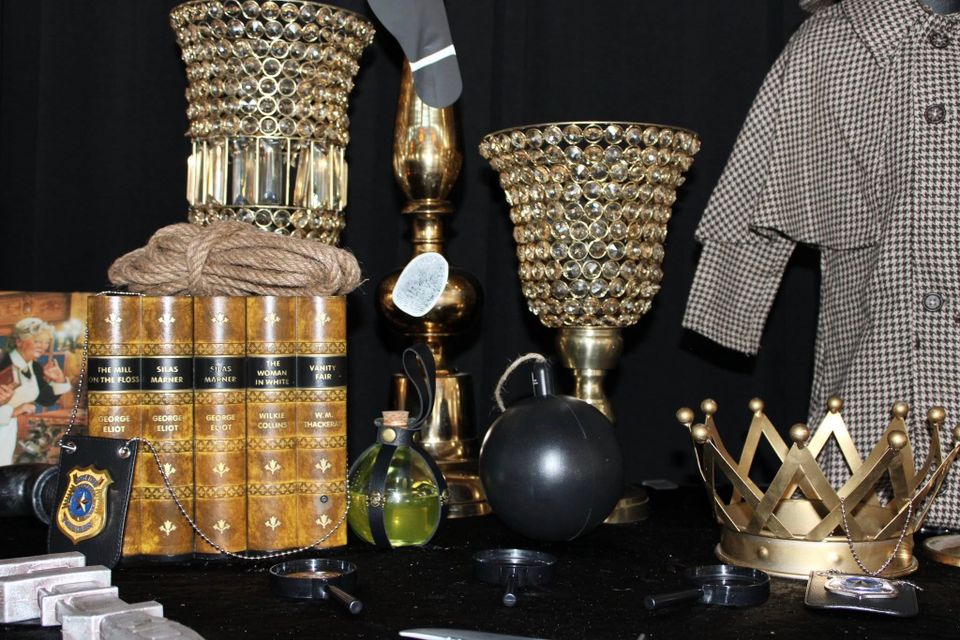 Palace of riverbend wedding venue clue themed prom
