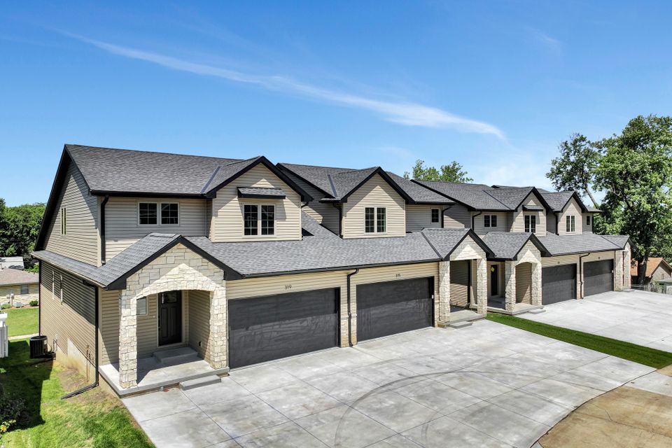 311 s 55th st exterior  04