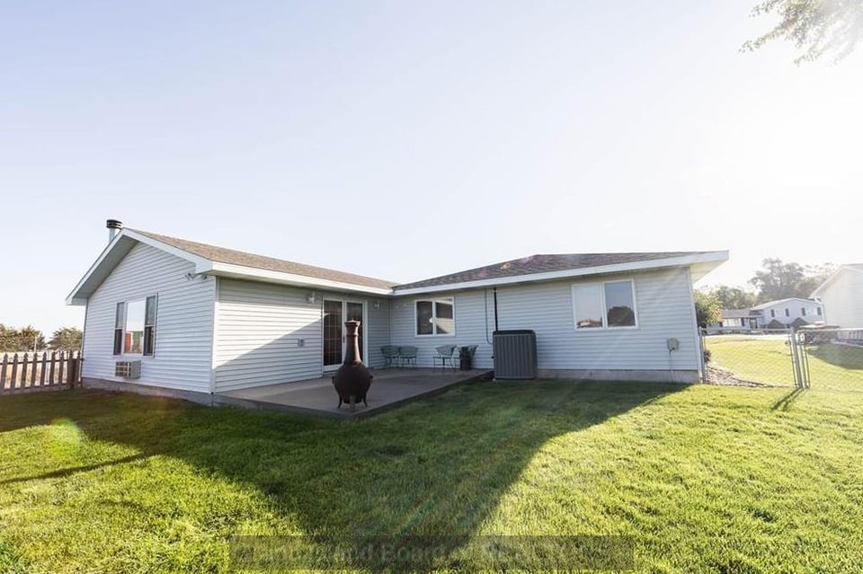 3324 n homestead dr grand island d 8