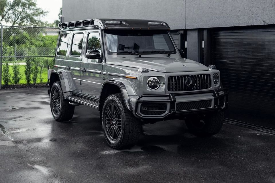 Mercedes benz amg g63 4x4 suv grey