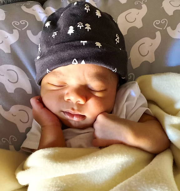 6fe8f2 a0993cf44bcb4683ba4e441451cfa138 mv2