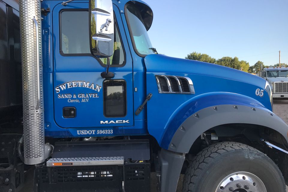 Bandk designs slayton 4