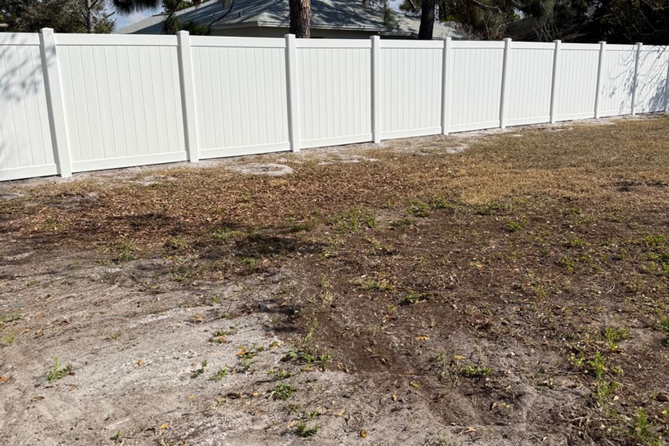 Kanter fence company white vinyl fence installation sarasota bradenton palmetto lakewood ranch bayshore gardens the meadows ba4d2cc4 be6b 4fbc a7c0 ef3c0ccf96ab