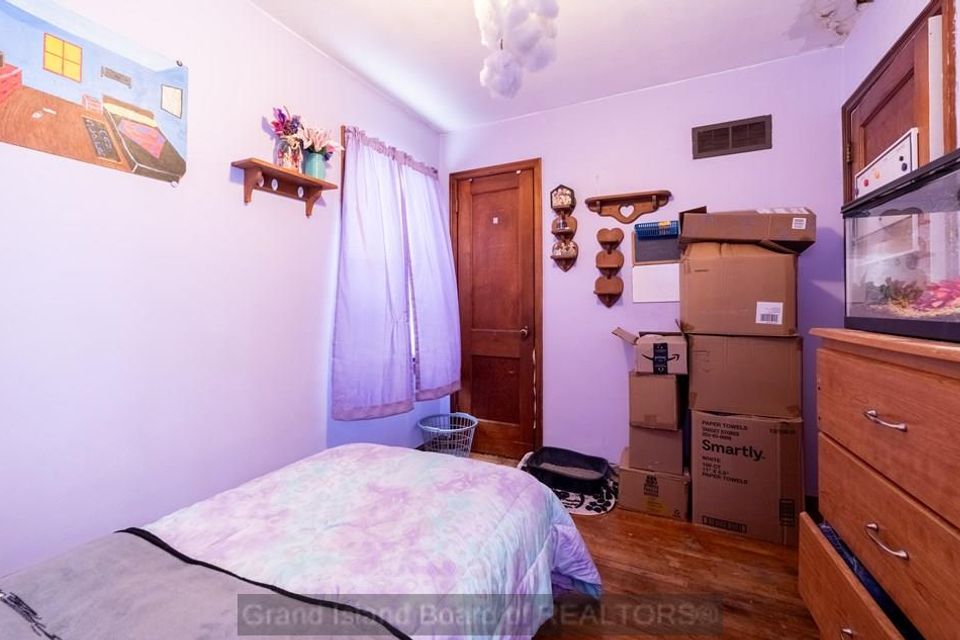 813 n adams grand island  ne 68803 b 6