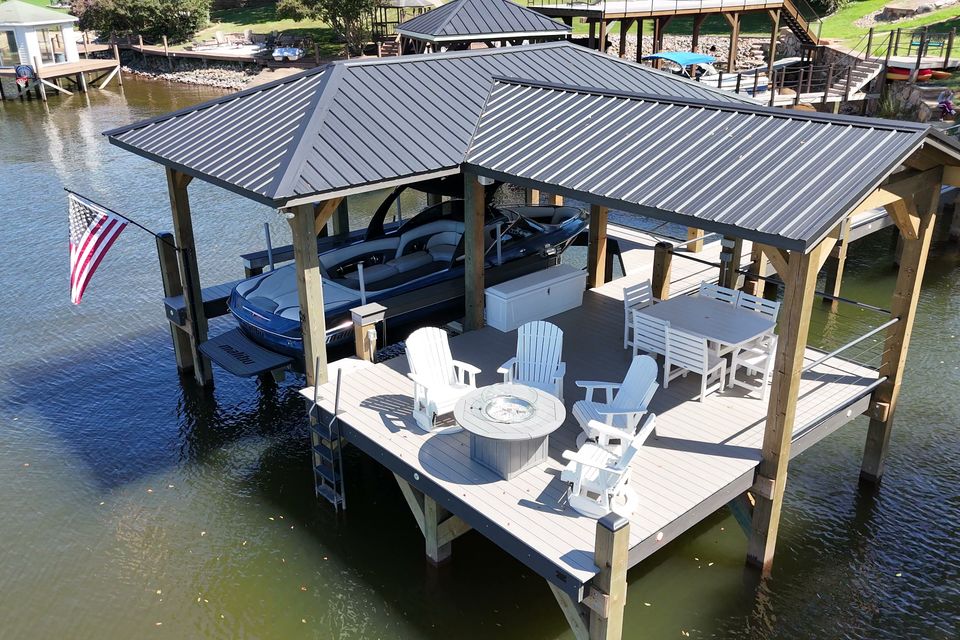 Big wave fixed boathouse ad top preferred