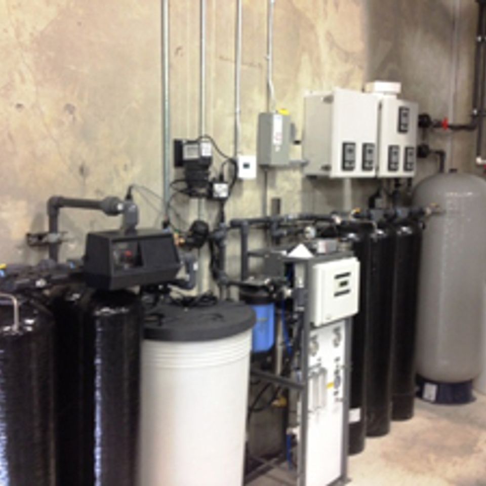 Water treatment header v220180116 21734 1qd4cs7