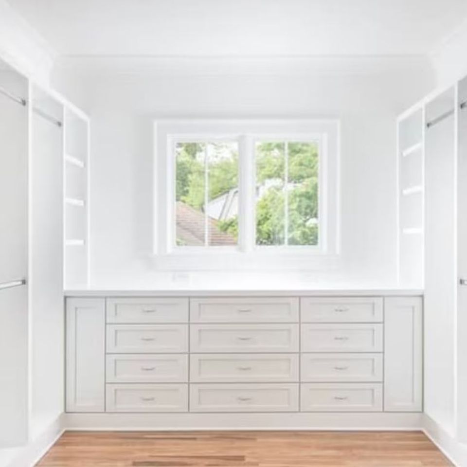 Whcloset2