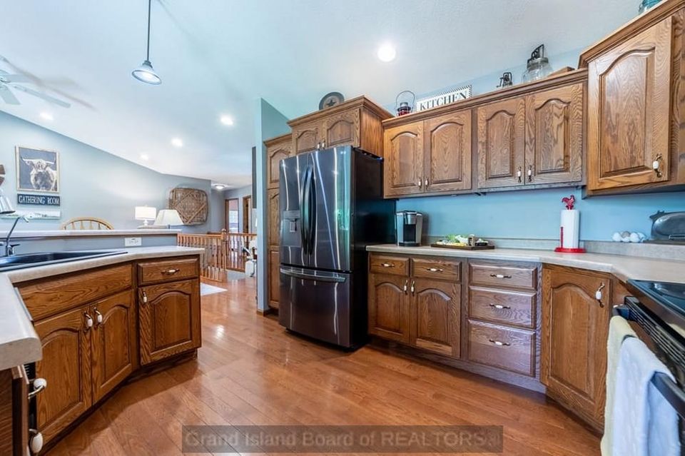 817 esther st fullerton ne a 9