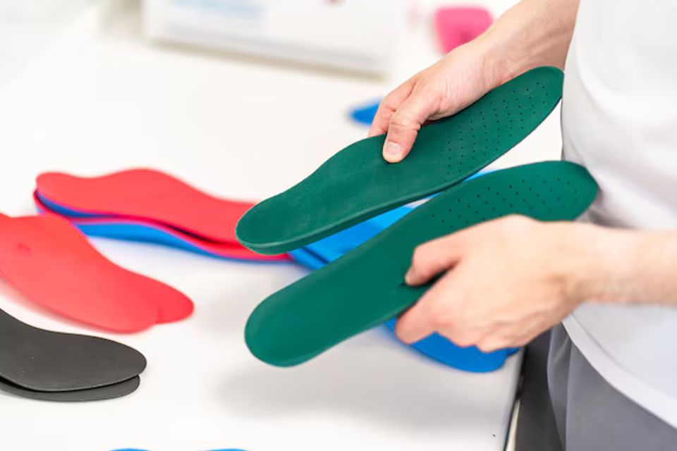 Orthopedic insole orthopedist works with patient orthopedic clinic choice insoles orthopedic clinic orthopedist offers insole patient foot care 308547 2602