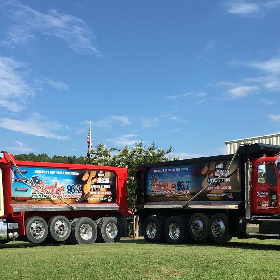 Posedtrucks1