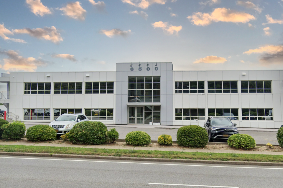 6500 jericho turnpike syosset ny office building