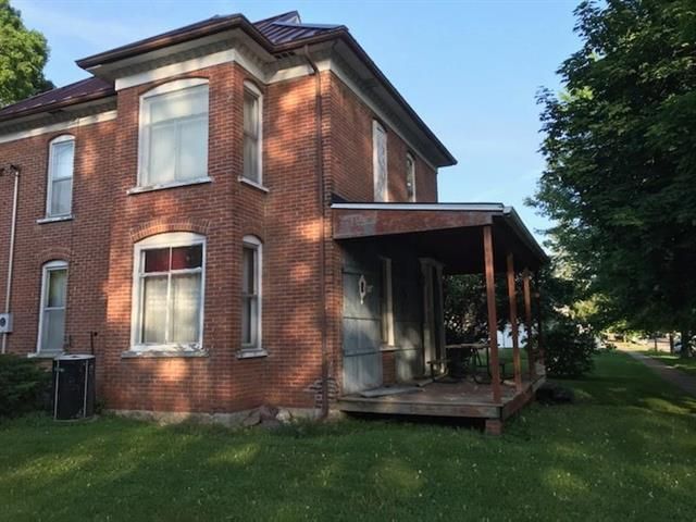 301 e dewey street
