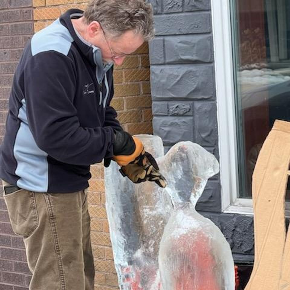 Ice carving 2024 19