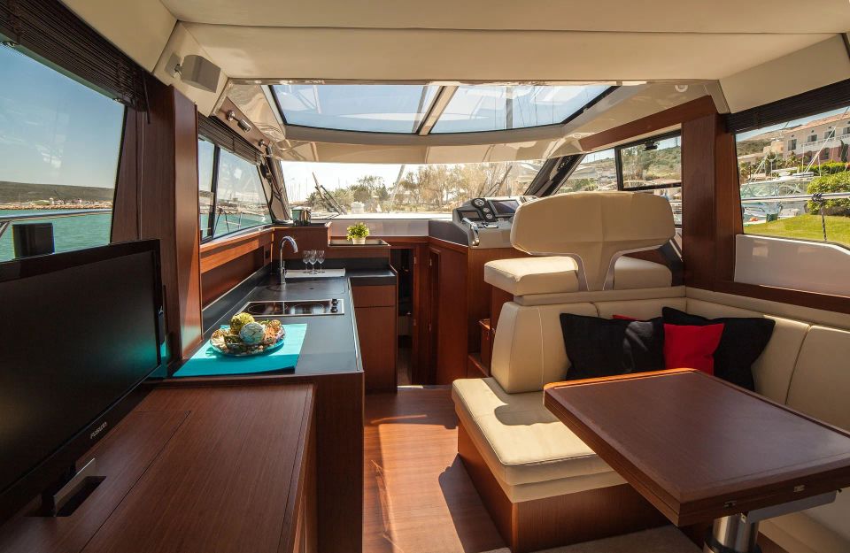Motor yacht g16fc7cfcc 1920